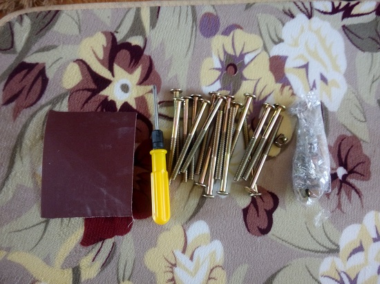 附带的工具、配件和赠品