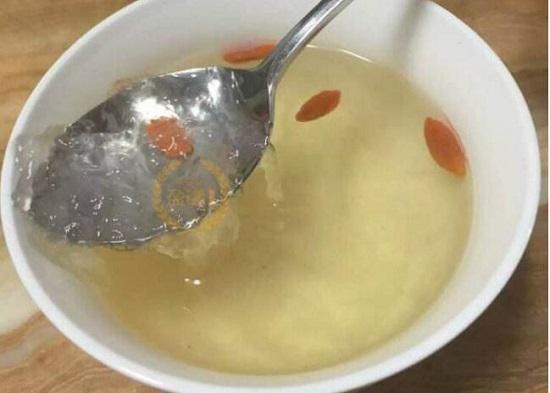 煮后的燕窝