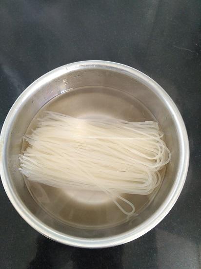 泡制螺霸王螺蛳粉