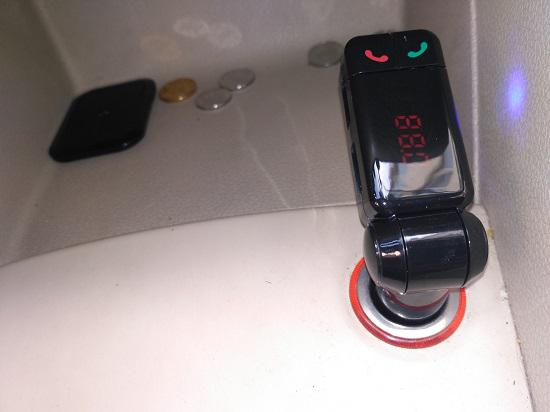 车载蓝牙FM发射器