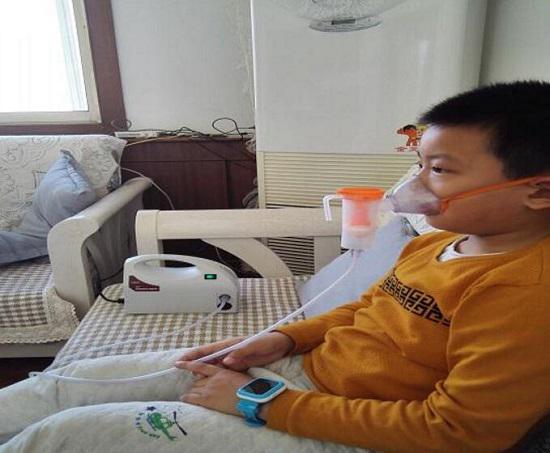在家中进行雾化治疗