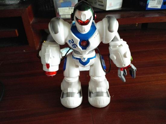 玩具机器人