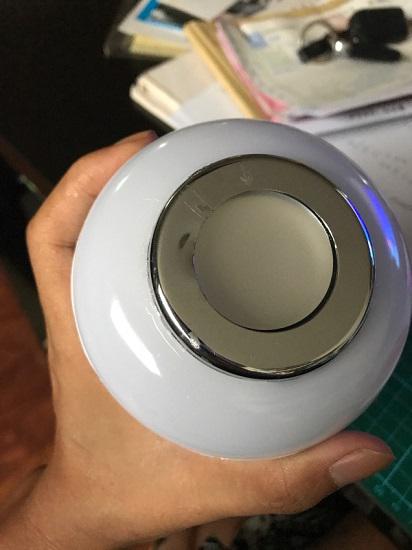 蓝牙音箱灯泡