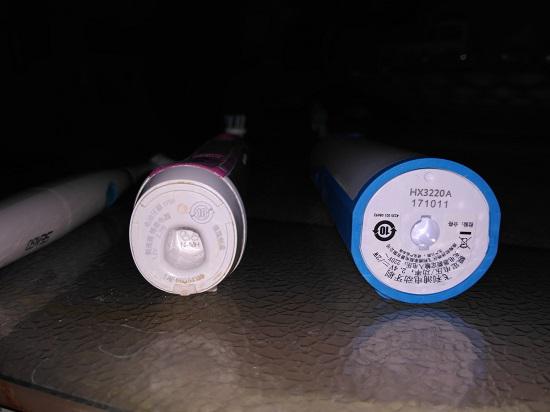 飞利浦与欧乐B的电动牙刷