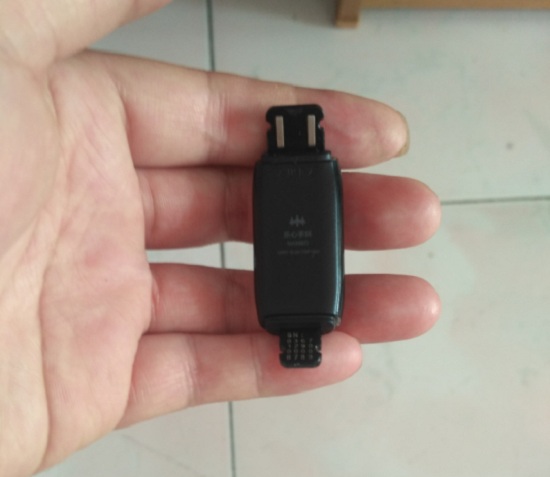 mambo手环的SN码位置