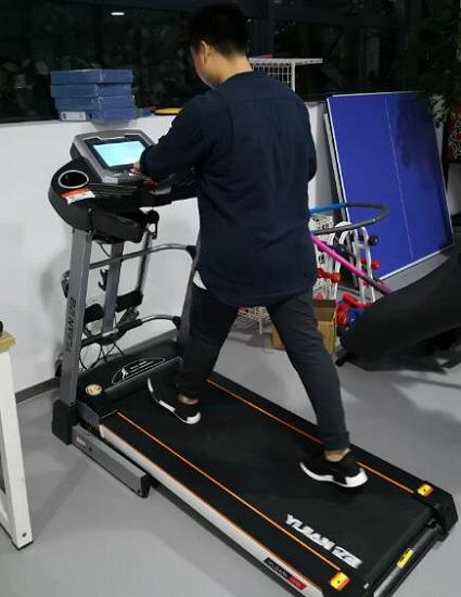 亿健跑步机