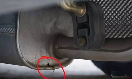 排气管消声器排水孔