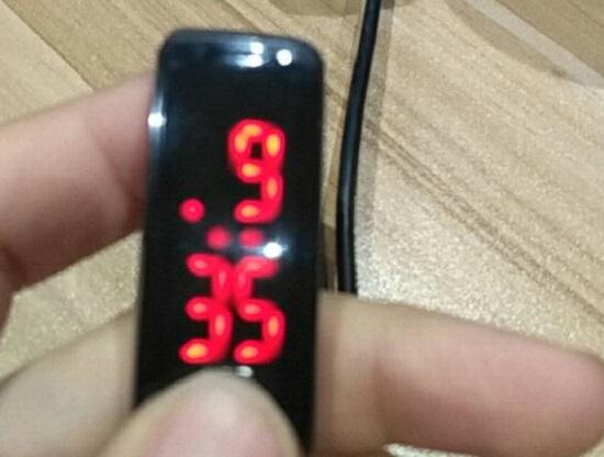 传说中的华为荣耀运动手环