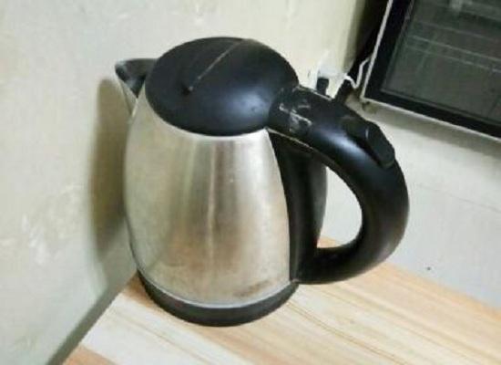 电热水壶