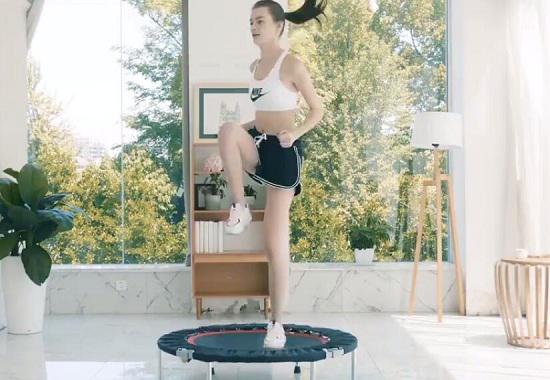 蹦床运动
