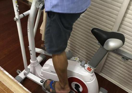 英尔健后置飞轮椭圆机