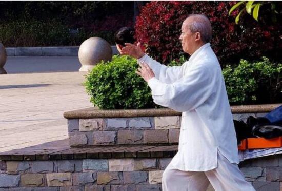 打太极