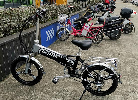 正步电动自行车