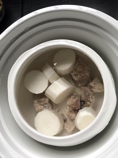 隔水炖