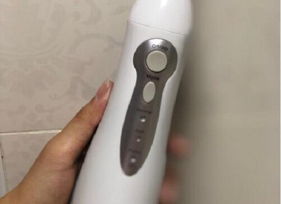 博皓5002便携式冲牙器