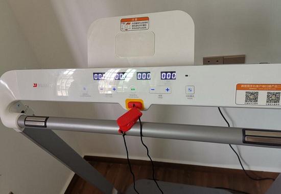 亿健精灵Air跑步机操作面板