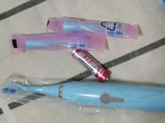 希尔顿电动牙刷