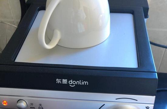 暖杯台