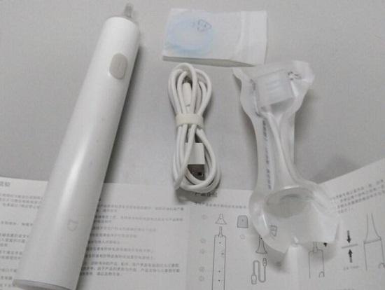 小米T300电动牙刷
