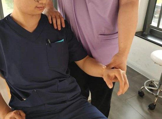 肱二头肌长头肌腱损伤的检查诊断